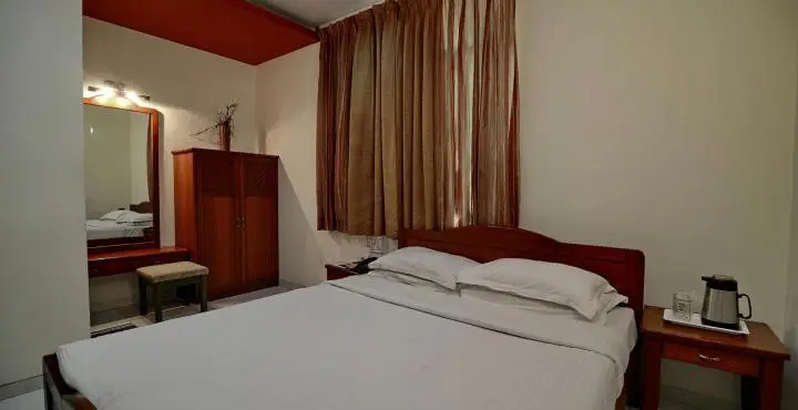 Hotel Royalty Pune