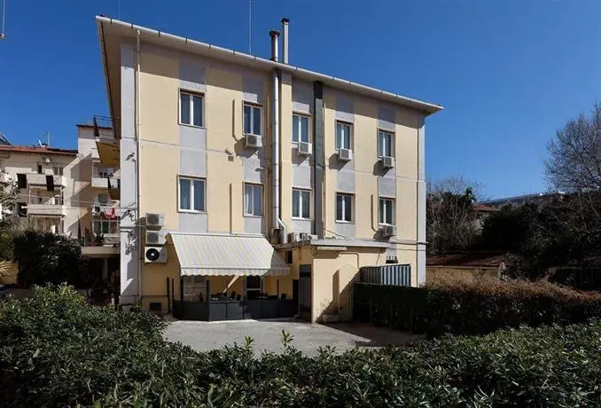 Parking Hotel Giardino 