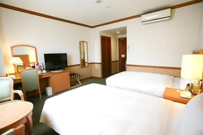 Hotel Azat Naha