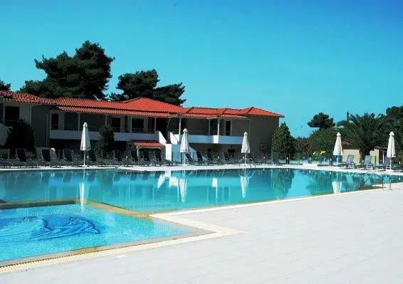 Lagomandra Beach Hotel 