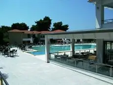 Lagomandra Beach Hotel 