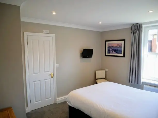 Peartree Serviced Apartments 