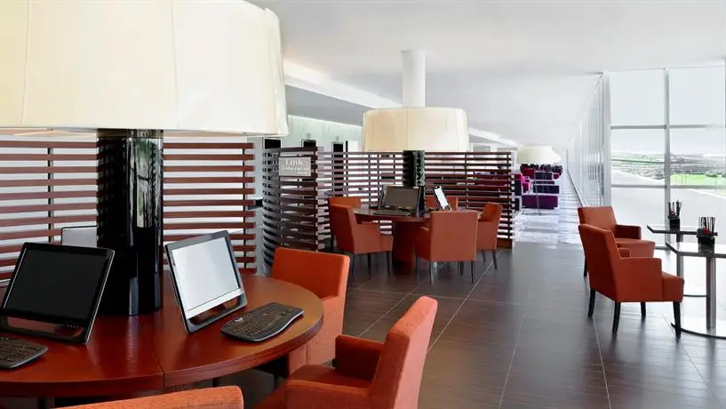 Sheraton Milan Malpensa Airport Hotel & Conference Centre 