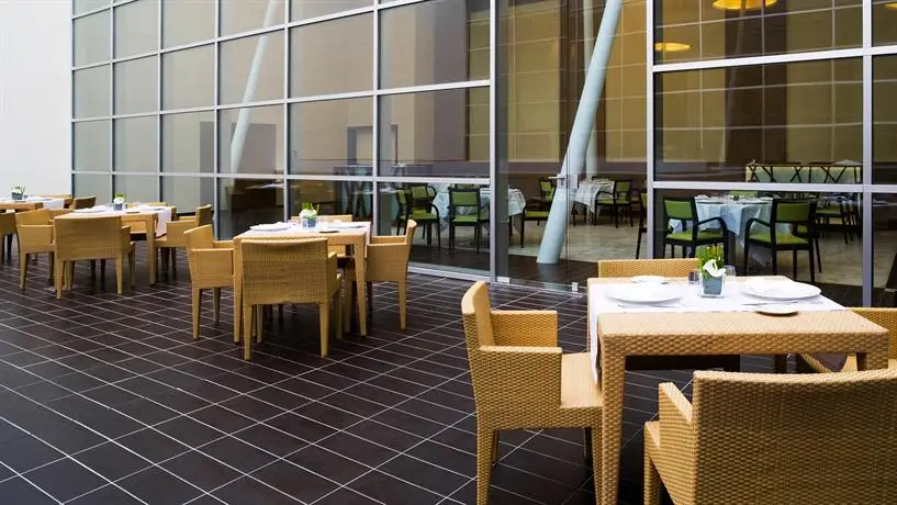 Sheraton Milan Malpensa Airport Hotel & Conference Centre 