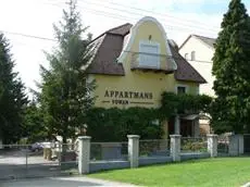 Apartments Yowan 