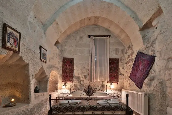 Caravanserai Cave Hotel 