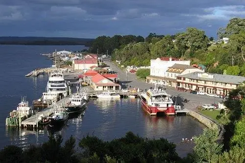 Strahan Bungalows 