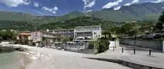 Hotel Castello Lake Front 