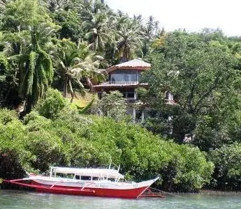 Boathouse Villa Puerto Galera