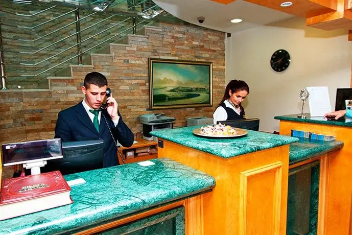 Garni Hotel Master 