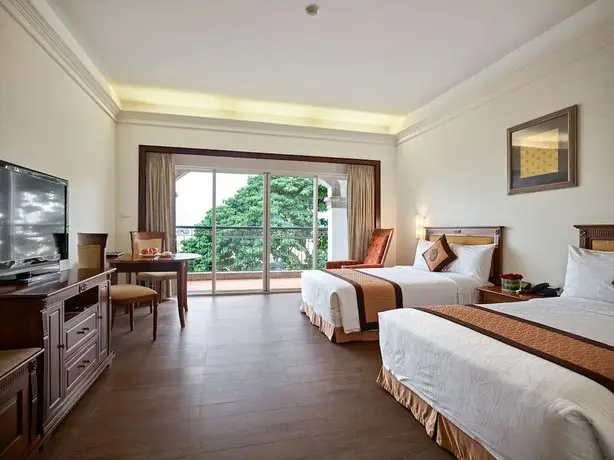 Royal Villas Halong 