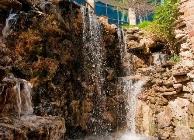 Embassy Suites San Antonio Riverwalk-Downtown 