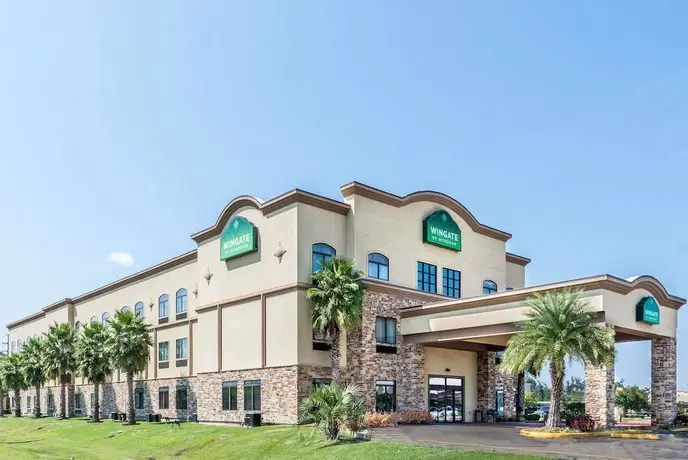 Wingate by Wyndham Lake Charles Casino Area