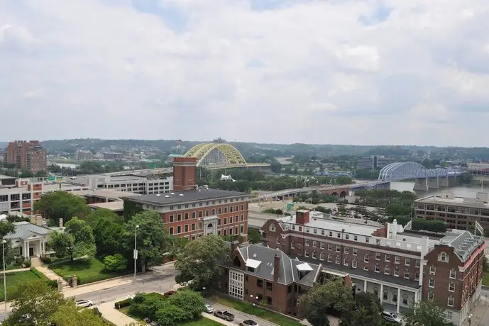 Residence Inn by Marriott Cincinnati Downtown/The Phelps 