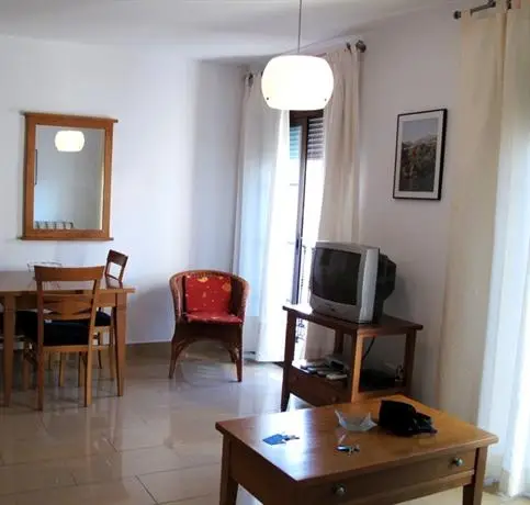 Apartamentos Acantilados De Maro