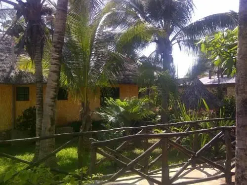 Tembo Village Resort 