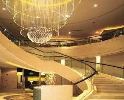 Golden Diamond Hotel 