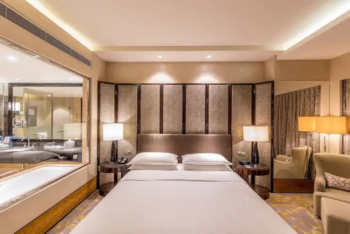 Sheraton Zhongshan Hotel 