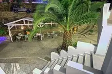 Aneroussa Beach Hotel 