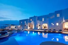 Absolut Mykonos Suites & More 