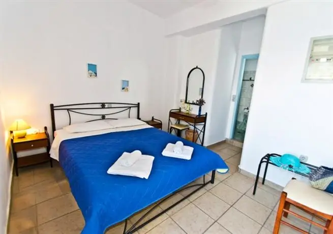 Apollon Rooms Pollonia 