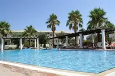 Pefkos Village Resort 