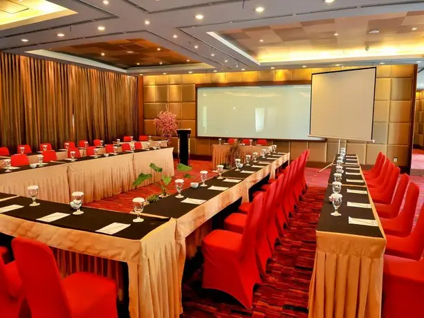 Quest Hotel Simpang Lima - Semarang