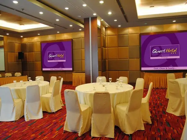 Quest Hotel Simpang Lima - Semarang 