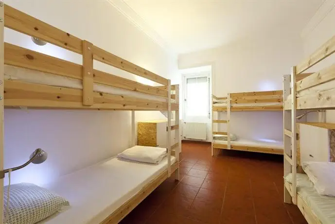 Amar Hostel & Suites 