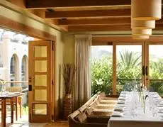Las Lomas Village - Luxury Apartments 