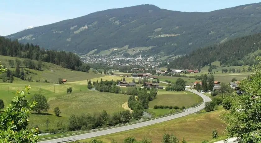 Gastehaus Zum Tauern 