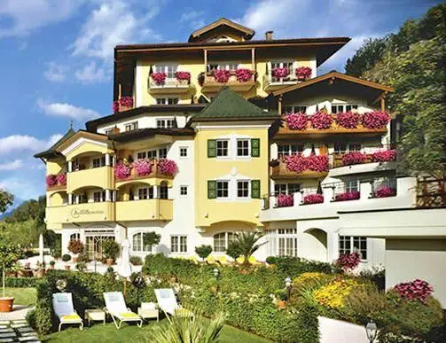 Hotel Alpenschlossl St. Johann im Pongau