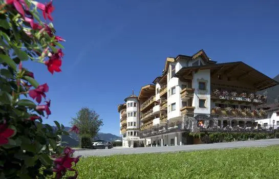 Hotel Riedl im Zillertal