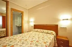 Apartamentos La Barzana 