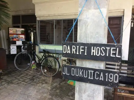 Da Rifi Hostel Surabaya 