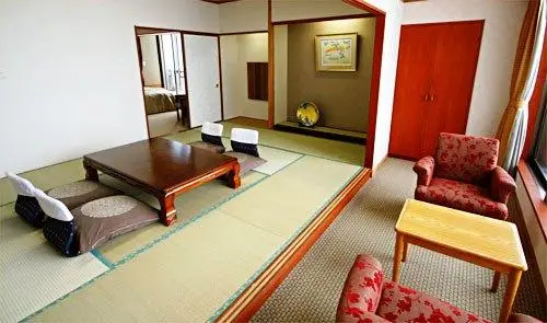 Kinugawa Hotel Mikazuki 