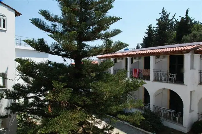 Hotel Yannis Corfu 