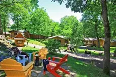 Albirondack Camping Lodge & Spa 