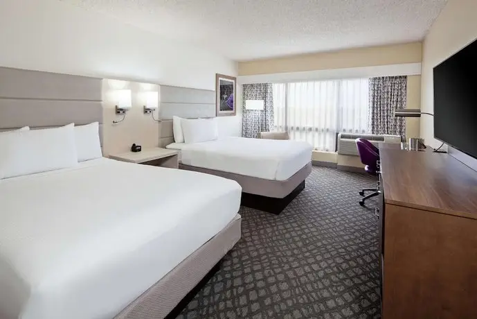 DoubleTree by Hilton New Orleans Airport 