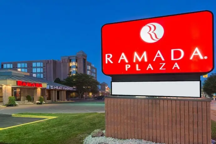 Ramada Plaza by Wyndham Niagara Falls