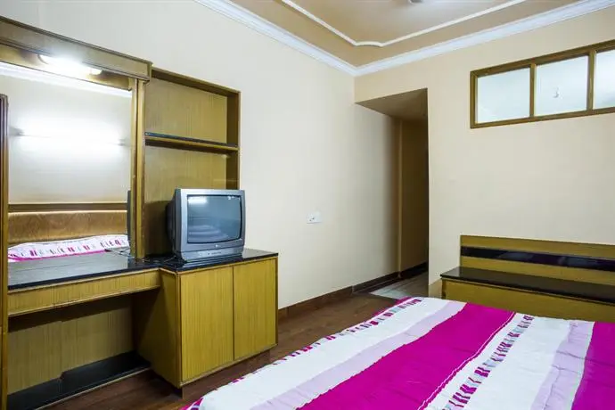 Hotel Subash International