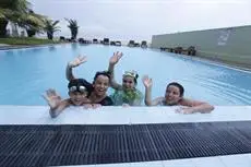 Hikkaduwa Beach Hotel 