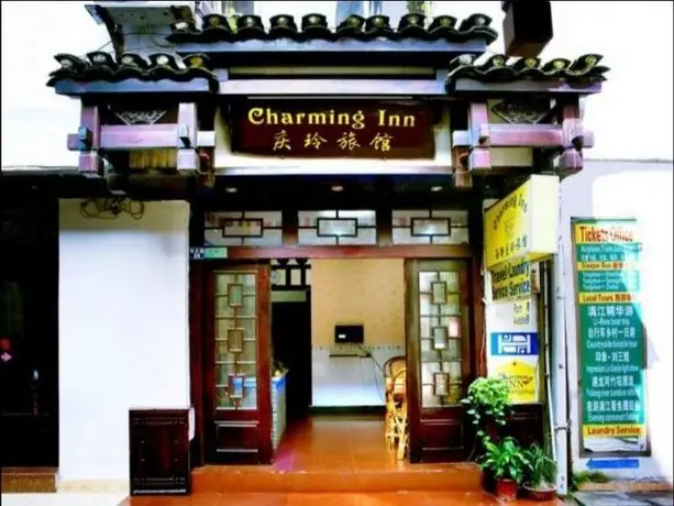 Charming Inn 