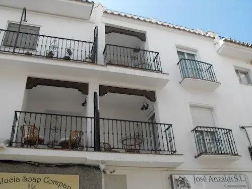 Apartamentos El Barrio Nerja