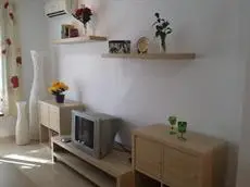 Apartamentos El Barrio Nerja 