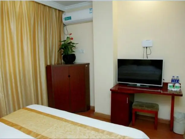 GreenTree Inn JiangSu HuaiAn QingPu District Huaihainan Road Express Hotel 