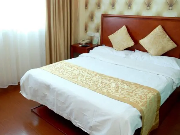 GreenTree Inn JiangSu HuaiAn QingPu District Huaihainan Road Express Hotel 