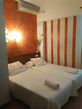 Hostal La Marina Castell-Platja d'Aro 