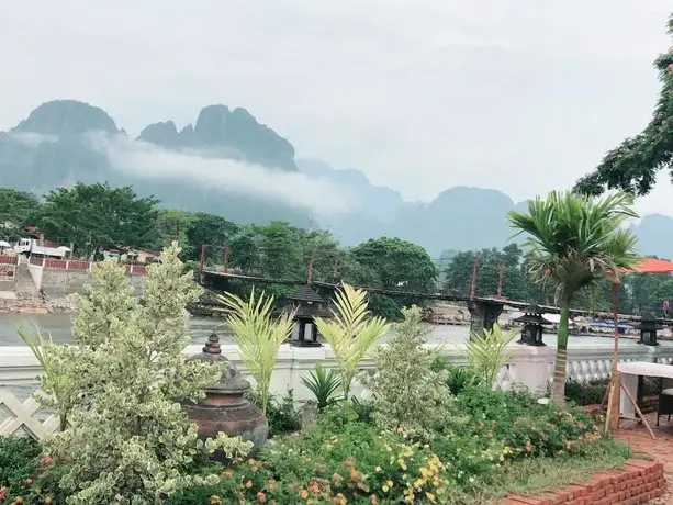 Villa Vang Vieng Riverside 