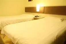 Motel168 Xinzhong Road Inn Zhongshan 